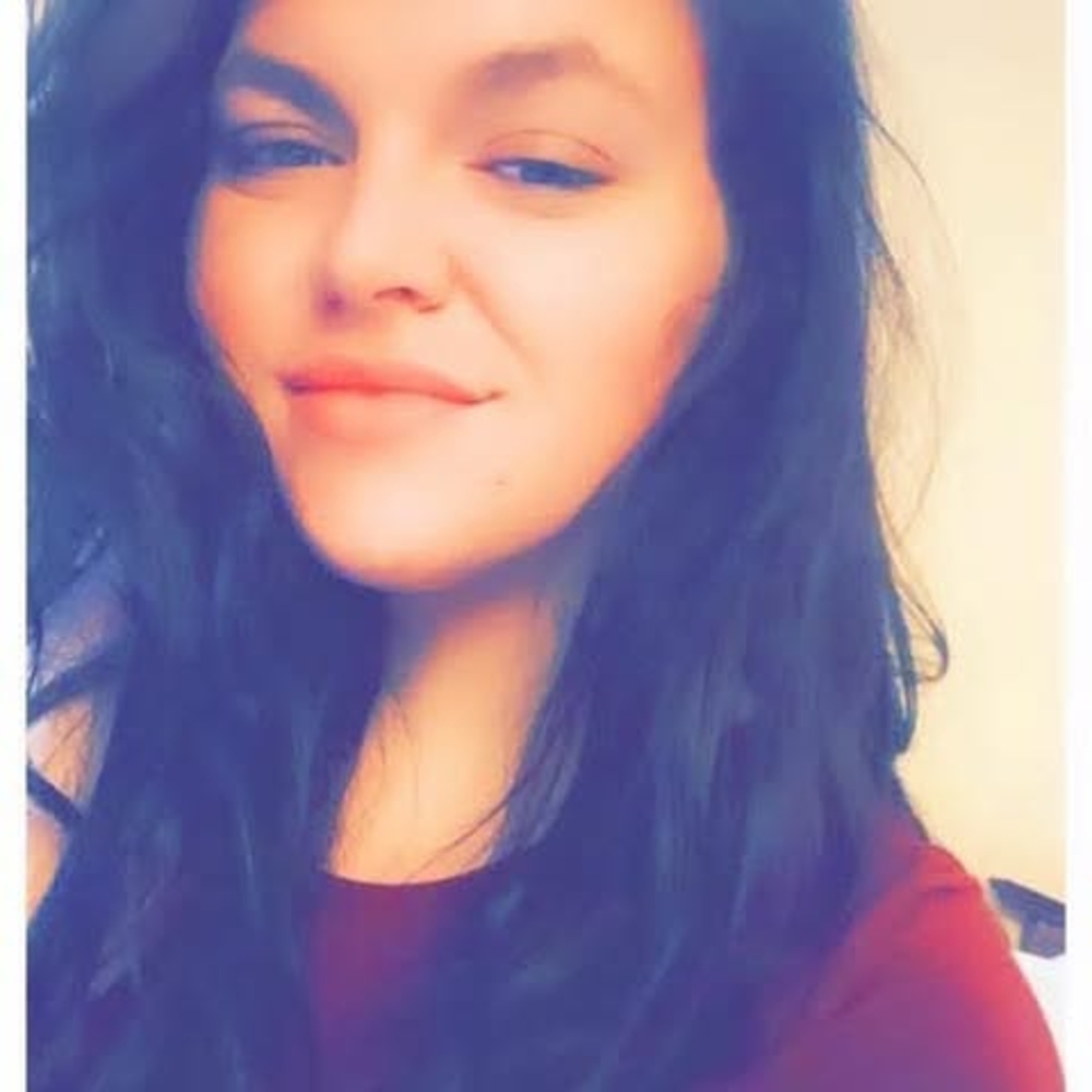 Meet your Posher, Abigail